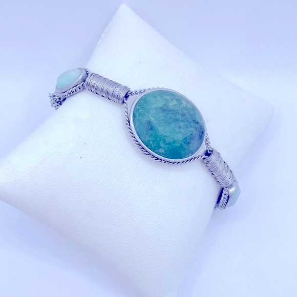 Kenneth Cole Reaction Jewelry - Kenneth Cole Reaction Silver Tone Toggle Clasp Bracelet